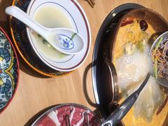 -洱火云南酸菜牛肉火锅(石景山当代商城店)