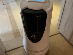 -西安大雁塔科技大学地铁站亚朵酒店