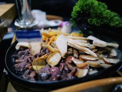 -一朵菌·野生菌探索家火锅(南亚店)