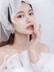 点击看大图 -挪娅婚纱摄影皇家会所