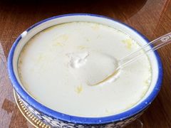 青海手工老酸奶-清真明德斋茶餐厅民族饭店(北京街店)