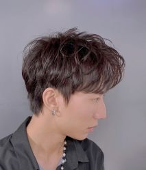 -环球蝶上美业连锁