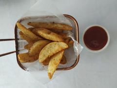 酥炸蓝威薯角-佐度王子扒房(天鹅湖店)