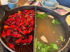 草本鸳鸯锅-盡膳口福跷脚牛肉火锅(晶耀前滩店)