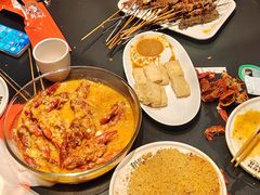 -扒虾小妹儿麻辣海鲜(宏图街店)