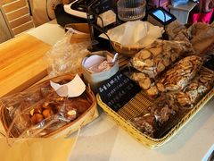 -山下面包坊(湖滨店)