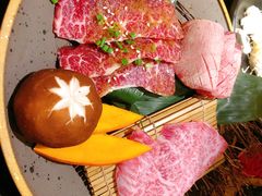 -山川小町·极番烧肉(新地假日广场店)