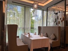 -紫东阁酒楼·中餐厅(东方广场假日酒店)