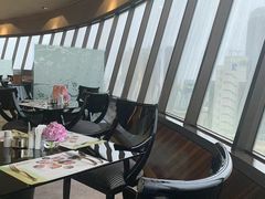 -广州花园酒店-凌璇阁360度高空海鲜自助餐CAROUSEL