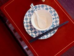 餐具摆设-香港祥正飯店·正宗灣仔50年海鲜老字号