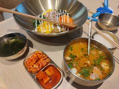 -梨花牛肉汤饭(仁恒伊势丹店)