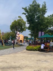 -季高兔窝窝亲子园(上海薰衣草公园店)