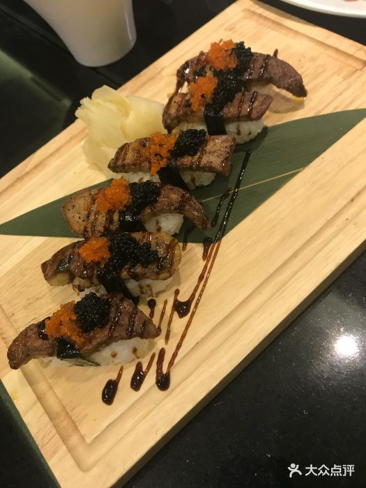 香樟花园 炭火烧肉(李公堤店)鹅肝握寿司图片