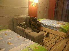 家庭房-鸿华度假酒店