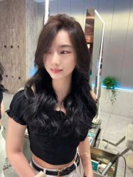 -PE SALON