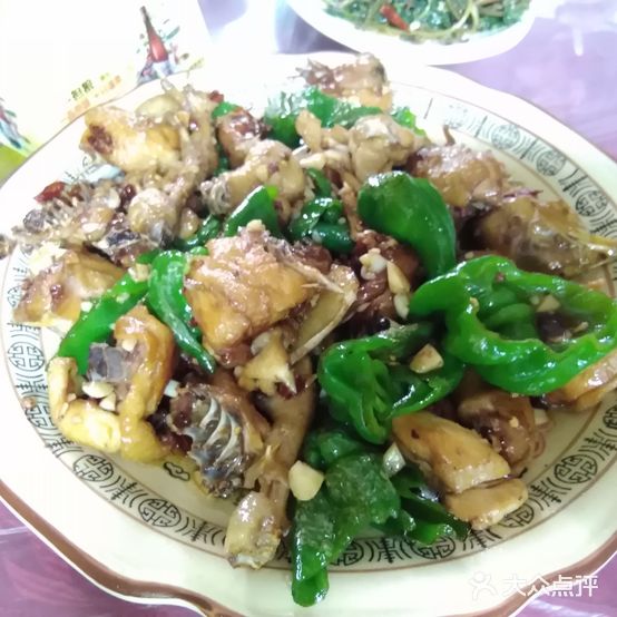 乡里人家锅巴粥山庄