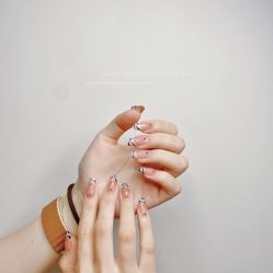 -DAZZLING BEAUTY美甲•美睫专门店