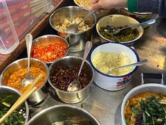 -丽丽三鲜螺蛳粉(田林路店)