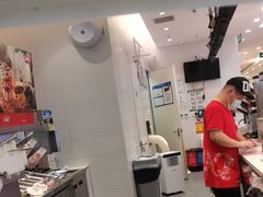 -DQ·蛋糕·冰淇淋(湖景东路店)
