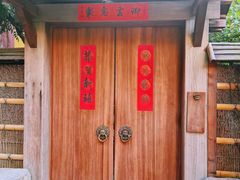-龙华寺