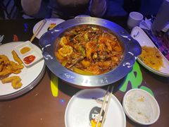 -徐记小怪兽肉蟹煲店(哈西万达金街店)