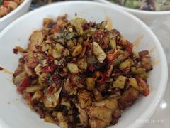 -红色湘菜馆(春风店)