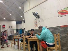 -雷祖芳老妈蹄花店
