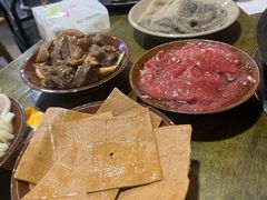 -黄潇洒老火锅(九眼桥宏济巷店)