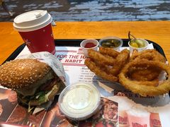 -The Habit Burger Grill 哈比特汉堡(复兴soho店)