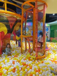 -MELAND CLUB亲子乐园•派对(虹桥万象城店)