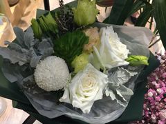 -谷莠子花艺·气球派对·绿植造景·花艺沙龙(金光华广场店)