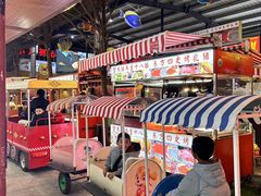 -三亚火车头万人海鲜广场