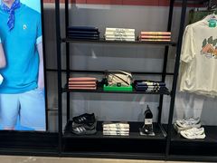 -adidas(滔搏朝阳大悦城店)