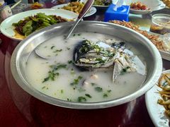-雪湖煜辰鱼头老店(雪野湖店)