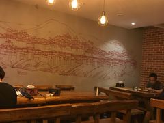 大堂-万记麻辣烫国展总店