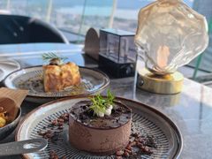 -Hi City·城市之巅