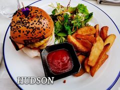 -哈迪森Hudson(环球金融中心店)