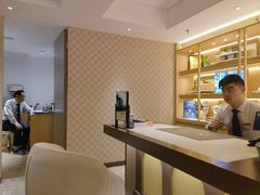 -茂昌眼镜(南京东路店)