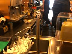 -星巴克(哈尔滨新一百店)