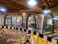 -多多淘儿童体验中心(重庆来福士店)