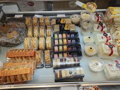 -85度C(生甜甜圈研究工坊·上海平凉店)