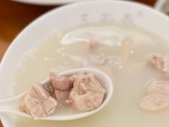 肚肺汤-三两春肚肺汤(崂山路店)
