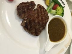 -斗牛士牛排餐厅(嘉里汇店)