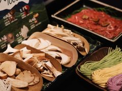 -芸山季·云南山珍菌火锅(人民广场来福士店)