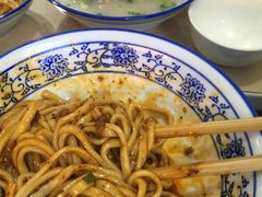 -牛王庙外行家常面(芳草街店)
