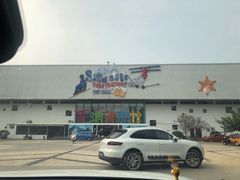 -乔波室内滑雪场