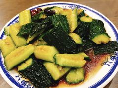 拍黄瓜-老爆肚满五香烧牛羊肉