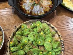 -老滇山寨•云南特色菜•地方菜•民族风情歌舞表演(金碧店)