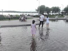 -丁香湖公园