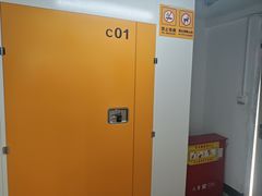 -安东易迷你自助仓储寄存仓库(顾戴路店)